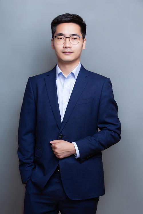 王玉茹 视觉与舞美负责人